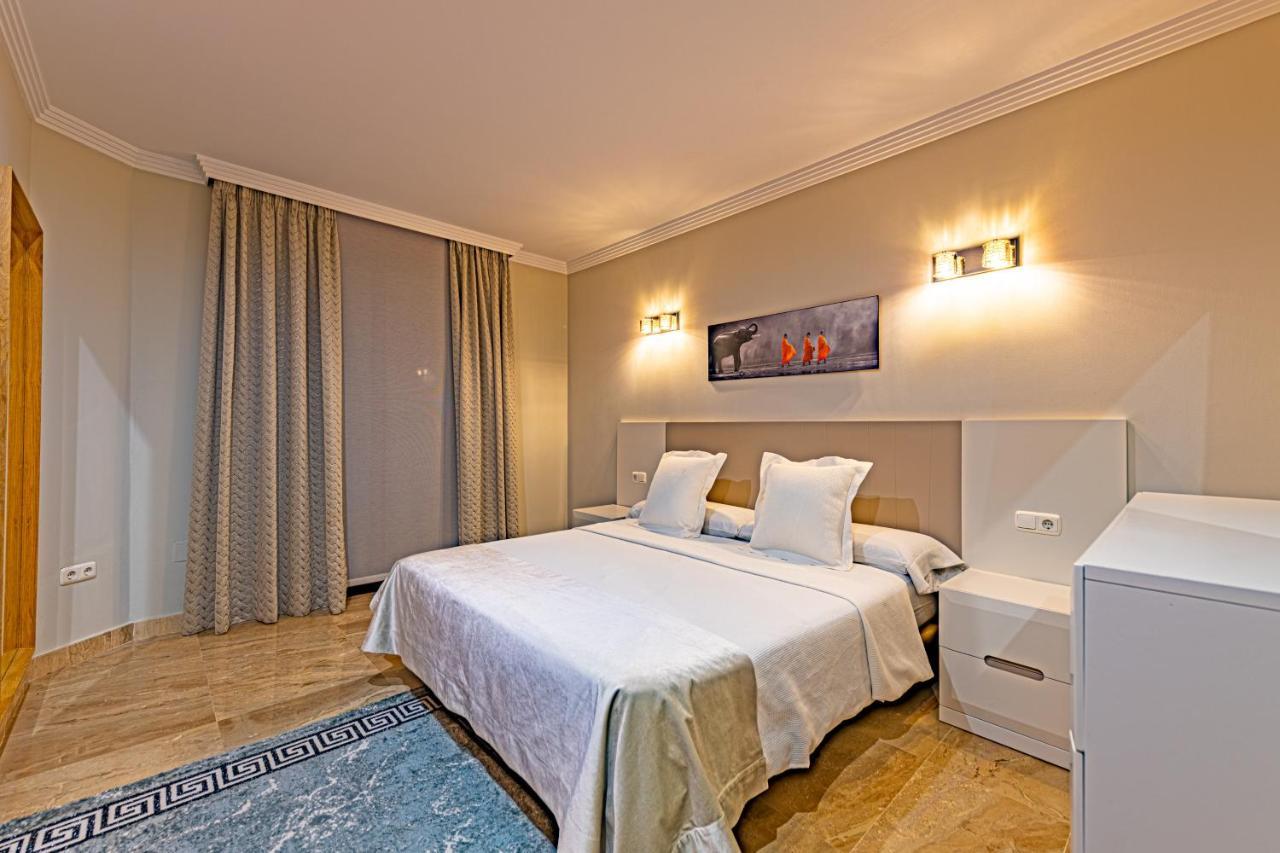 Marina Luxury Apartment Estepona Eksteriør bilde