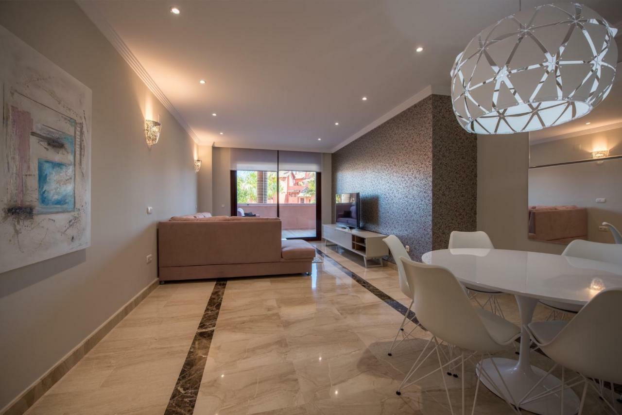 Marina Luxury Apartment Estepona Eksteriør bilde