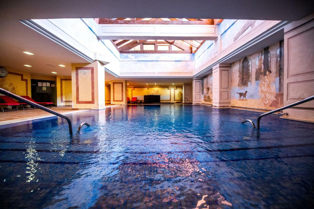 Marina Luxury Apartment Estepona Eksteriør bilde